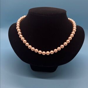 #0061.  Elegant Pearl Necklace